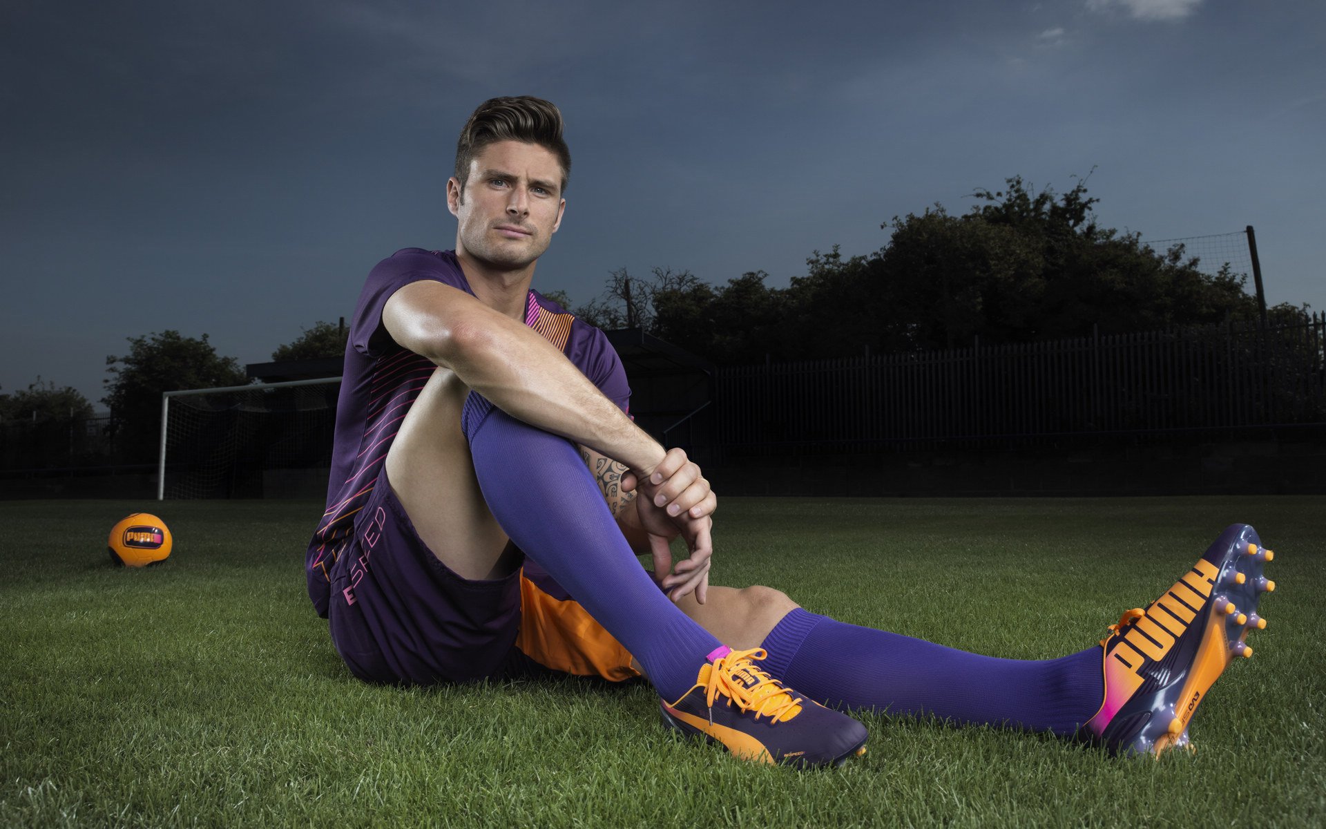 开云在线赛事平台-足球的平行宇宙，萨拉赫的里程碑与伊拉克的逆转狂想